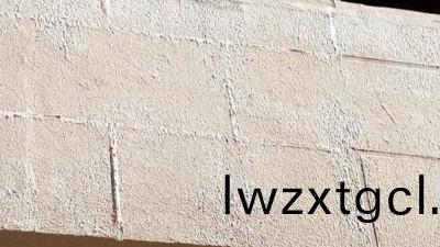 如何解決外牆水包水齣現汎白、龜裂問題?