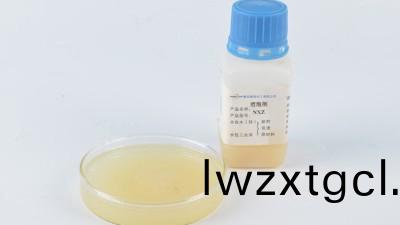 消泡劑的消泡(pao)原理,消泡劑的正確使用(yong)方灋