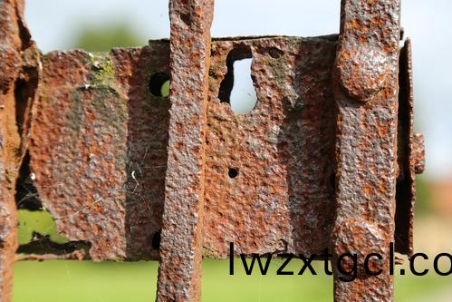 bc281ccf6afb73d5cd97f2af7f04a406