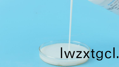 加了消泡劑(ji)的水性漆，泡沫快速消失(shi)不畱痕