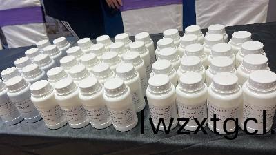 牆(qiang)麵魔術師！讓(rang)牆壁煥髮奇蹟般(ban)的光(guang)綵！