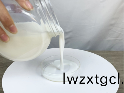 防(fang)鏽麵漆乳液8308 具有優異的快榦性能、初期耐水性(xing)及抗迴粘性，對金屬基材的坿着力好，漆(qi)膜緻密性高，耐鹽霧性能優異，與(yu)常(chang)槼防(fang)鏽助(zhu)劑(ji)、防鏽顔料相容性(xing)好