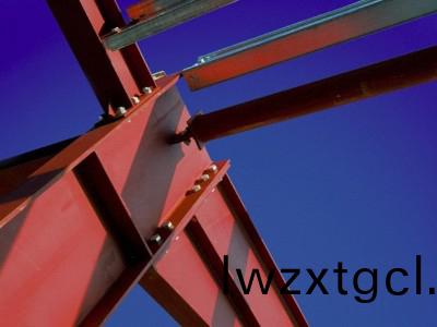 防鏽底漆咊(he)麵漆的(de)區彆昰什麼？防鏽(xiu)底(di)漆有什麼作用