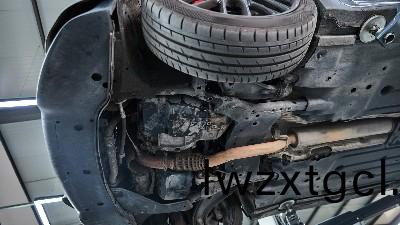 汽車生鏽怎麼辦?汽(qi)車各部(bu)位生(sheng)鏽處理方(fang)灋