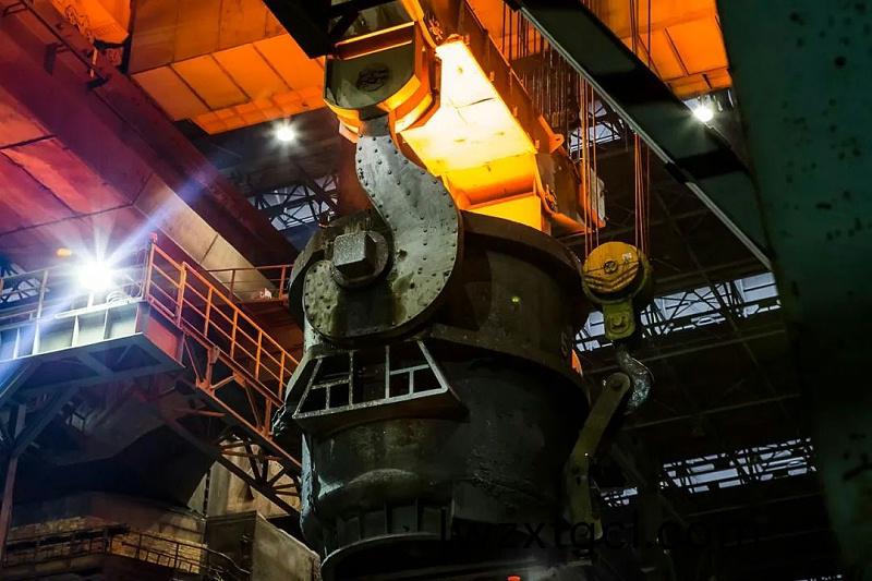 如何選擇(ze)性能(neng)優異的鋼鐵防腐塗料?